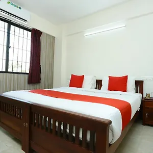 Silverkey Executive Stays 20010 Kakkanad Hotel Kochi