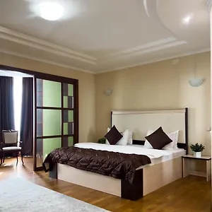 5 Hotel Almaty